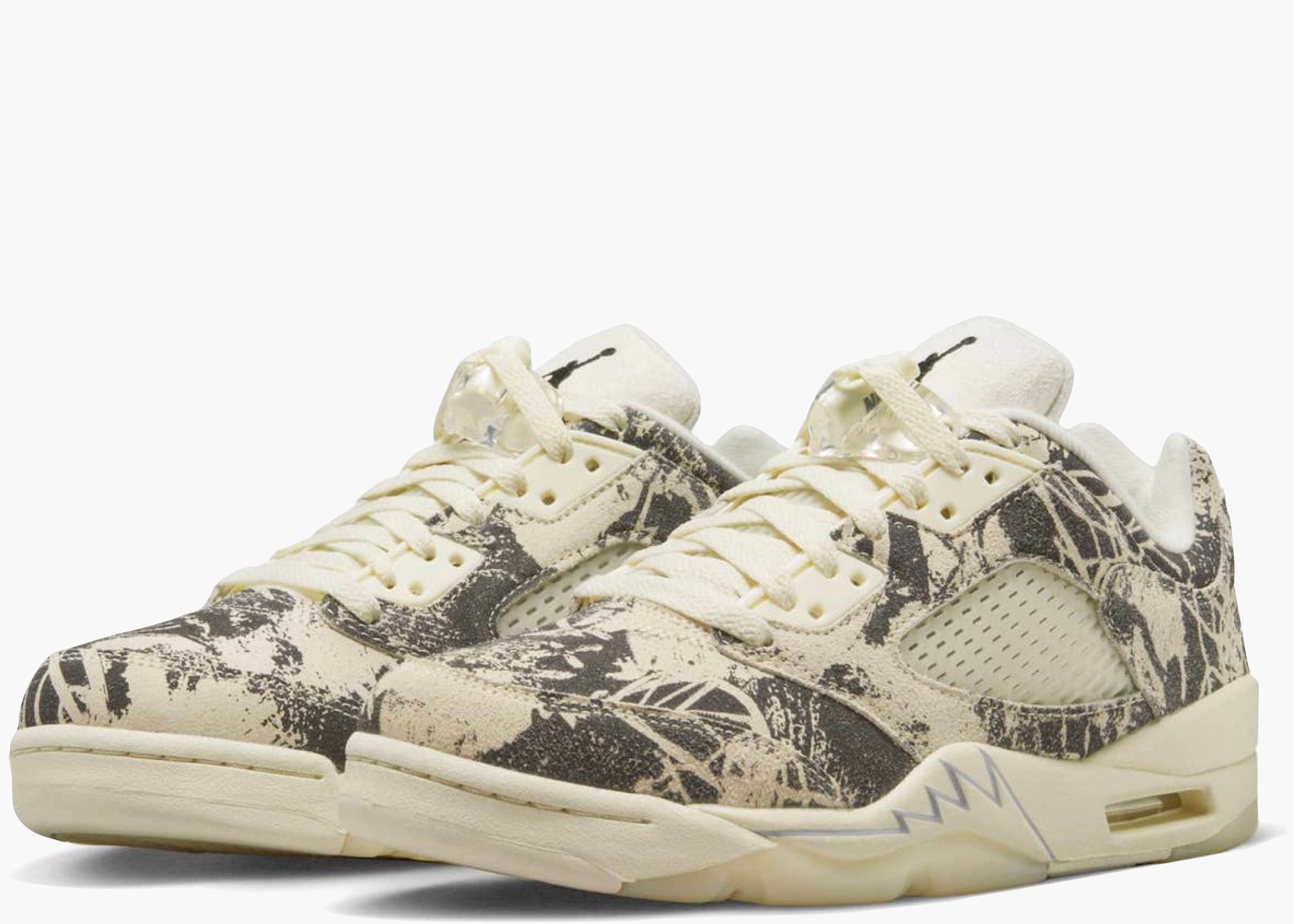 Jordan 5 Retro Expression (W) Hype clothinga Limited Edition