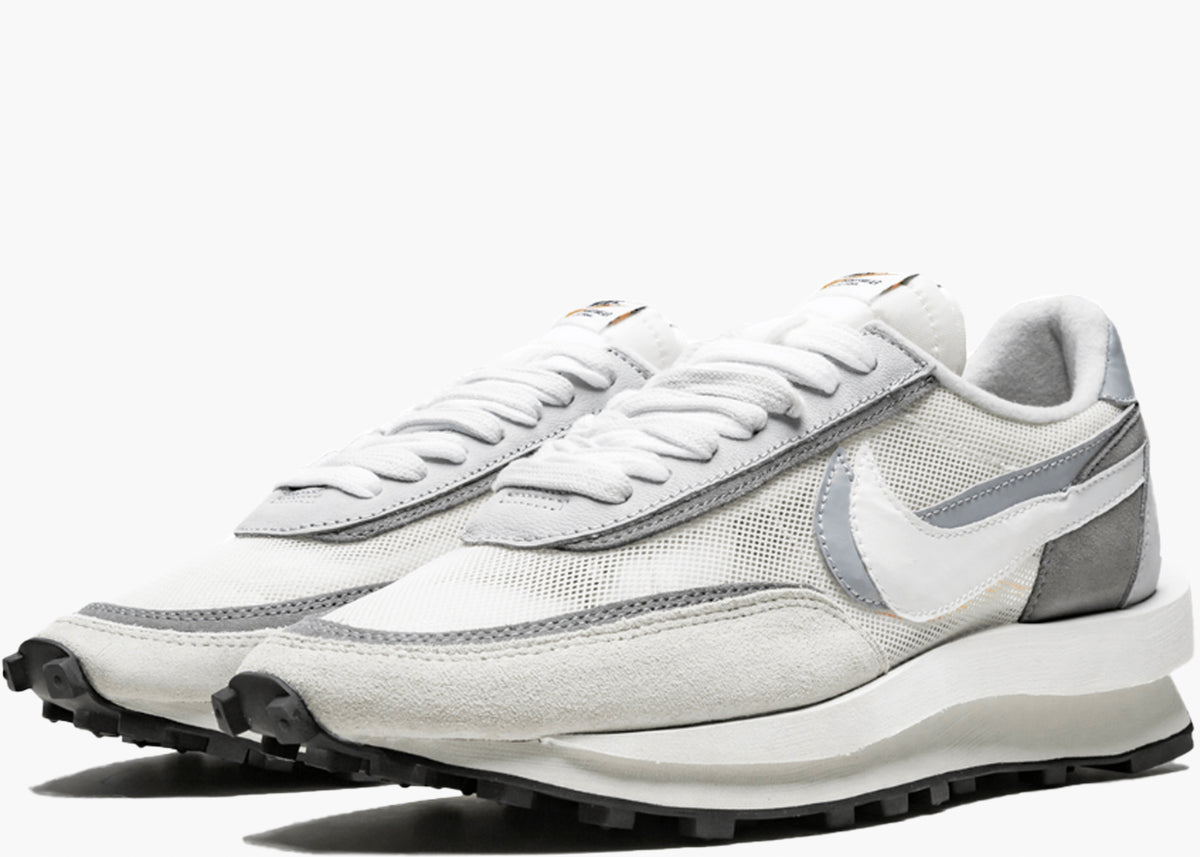 NIKE SACAI LD WAFFLE WHITE GREY BV0073-100 HYPE CLOTHINGA LIMITED EDITION 