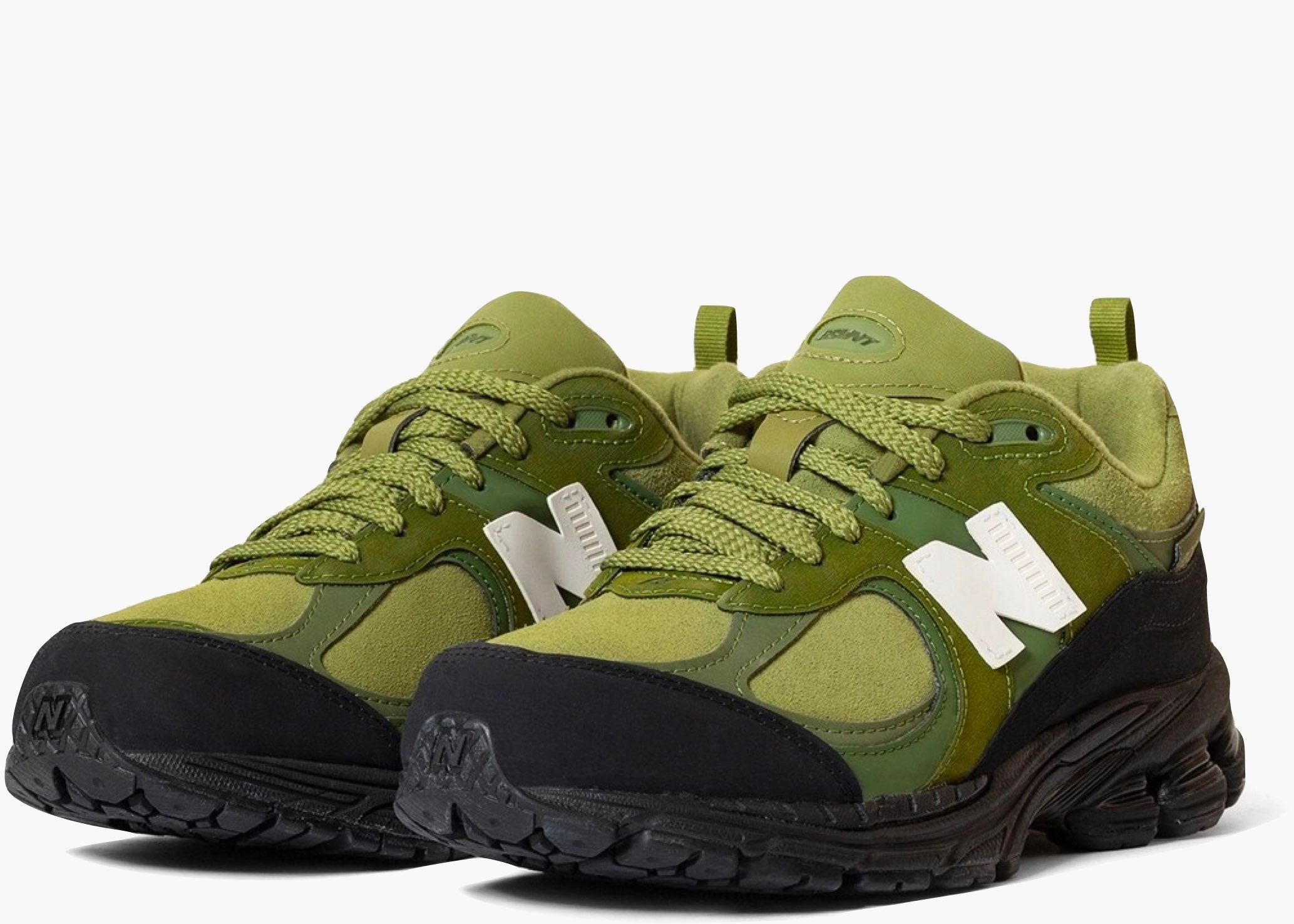 New Balance 2002R The Basement Moss Green Hype Clothinga Limited Edition