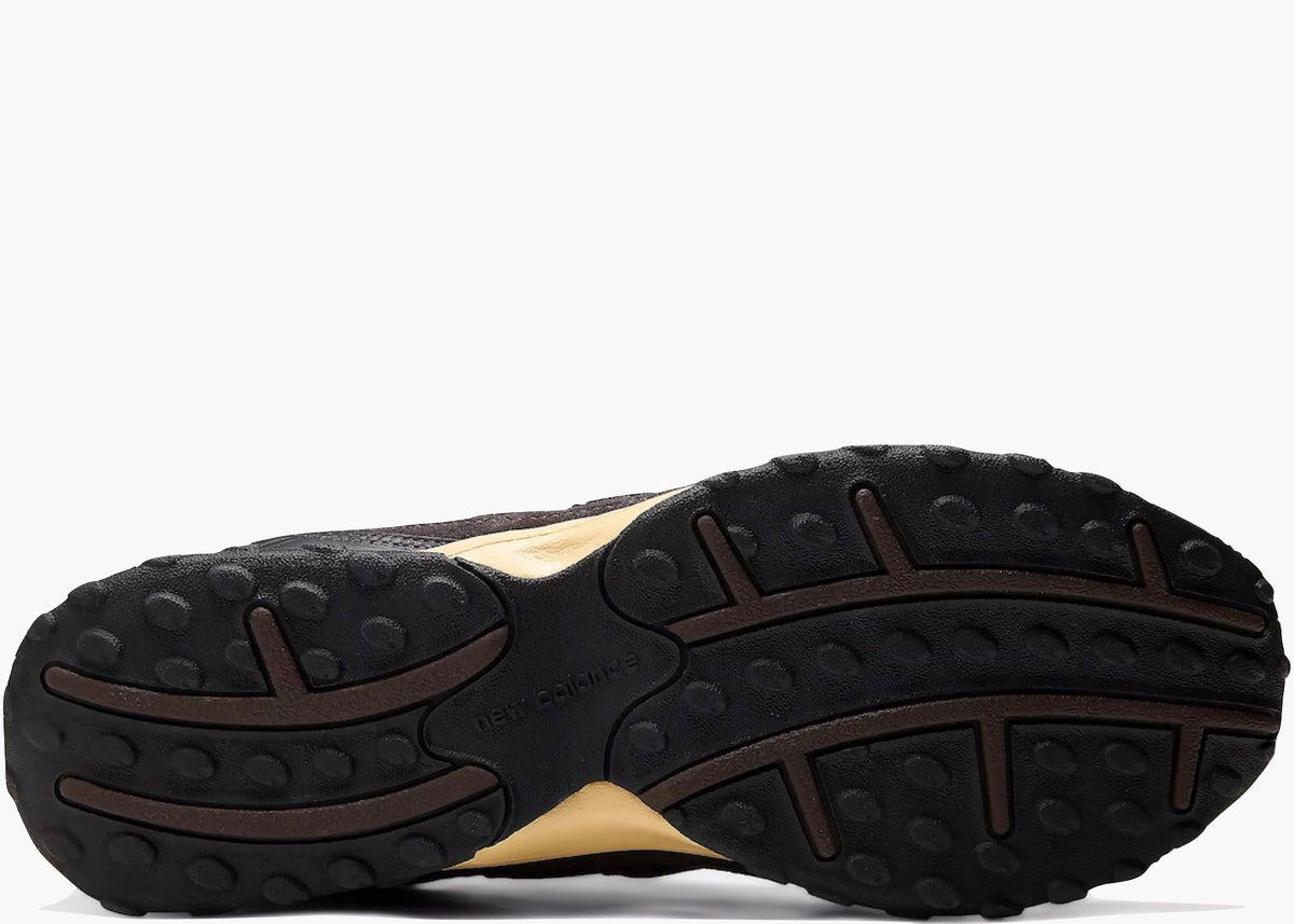 New Balance 204L Auralee Brown  U204L5I7 Hype Clothinga Limited Edition