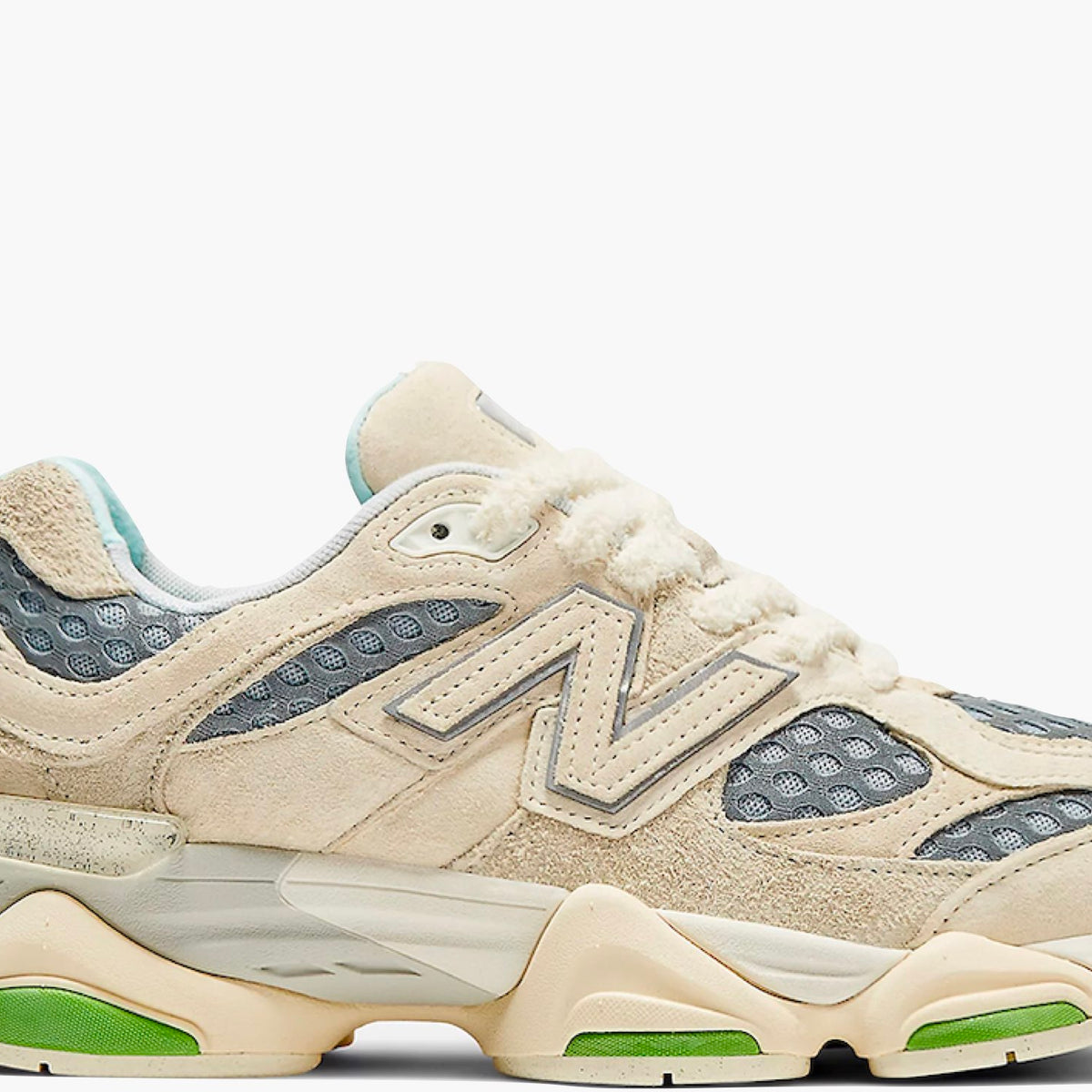 New Balance 9060 Bricks & Wood