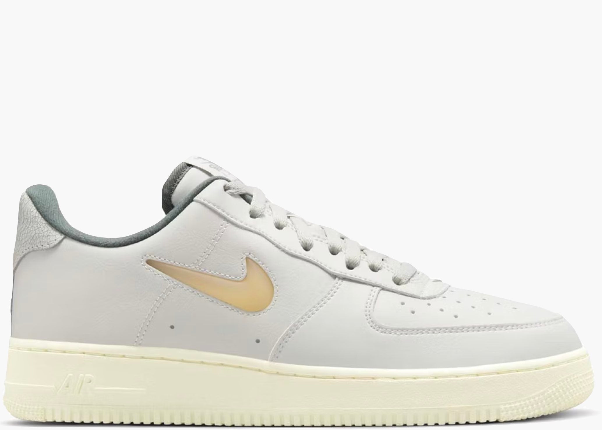 Nike Air Force 1 Low '07 Jewel Light Bone Coconut Milk Hype Clothinga Limited Edition
