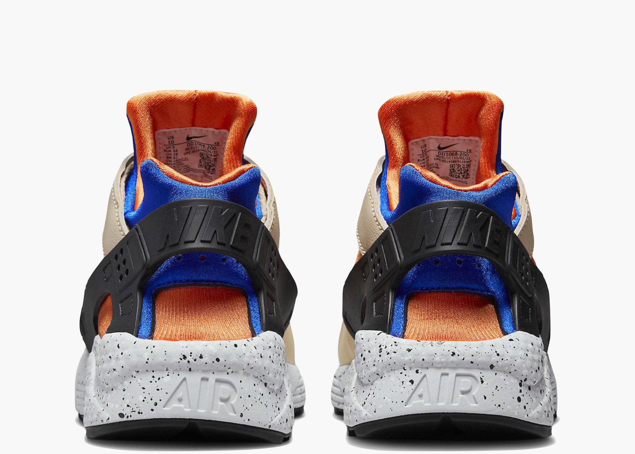 Nike Air Huarache
ACG Mowabb Hype Clothinga Limited Edition