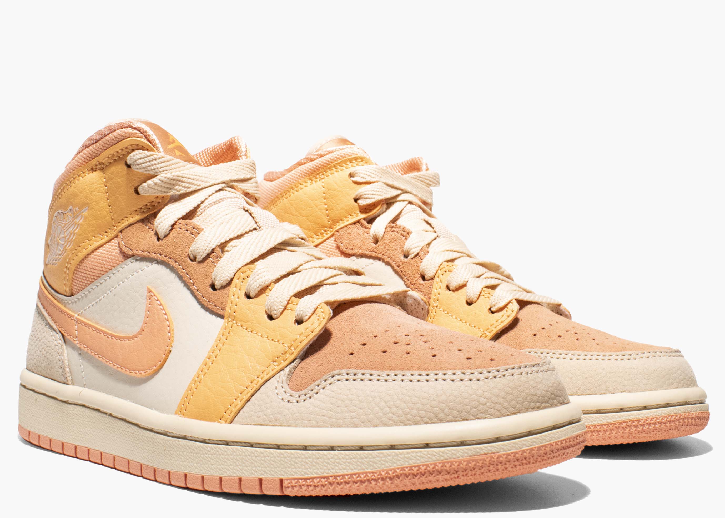 Nike Air Jordan 1 Mid Apricot Orange DH4270-800 Hype Clothinga Limited Edition