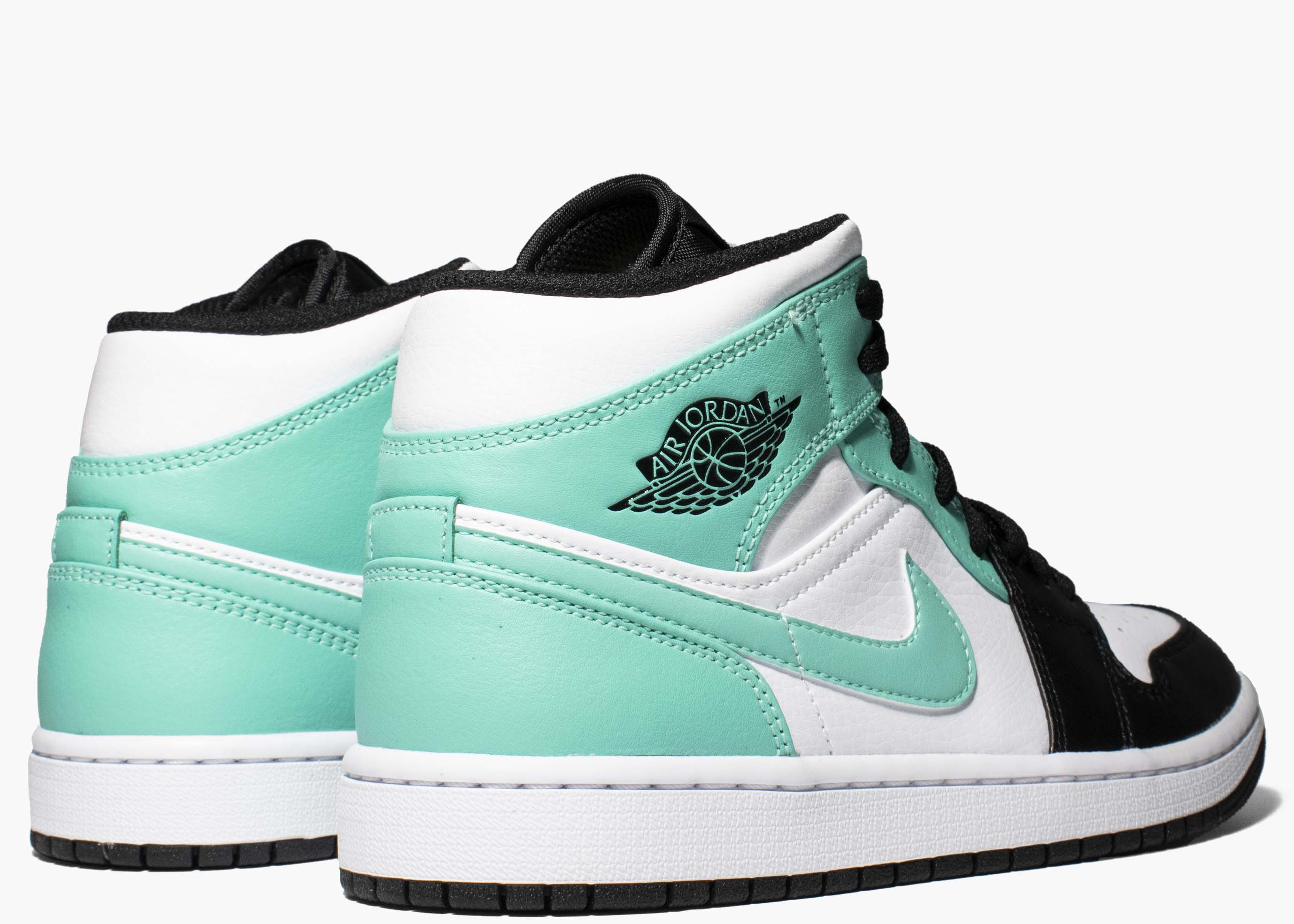 Nike Air Jordan 1 Mid Igloo 554724-132 Hype Clothinga Limited Edition