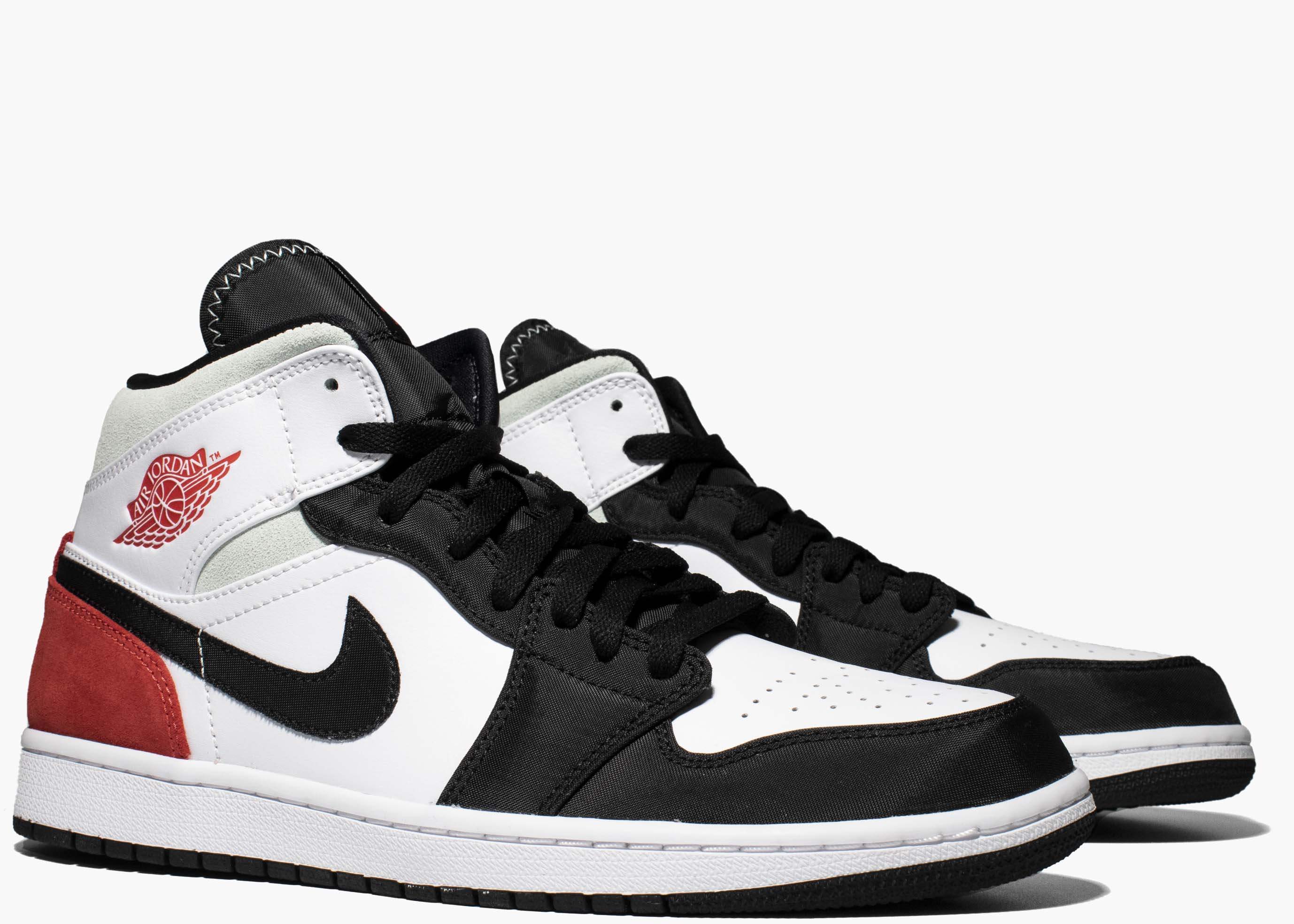 Nike Air Jordan 1 Mid Union Black Toe 852542-100 Hype Clothinga Limited Edition