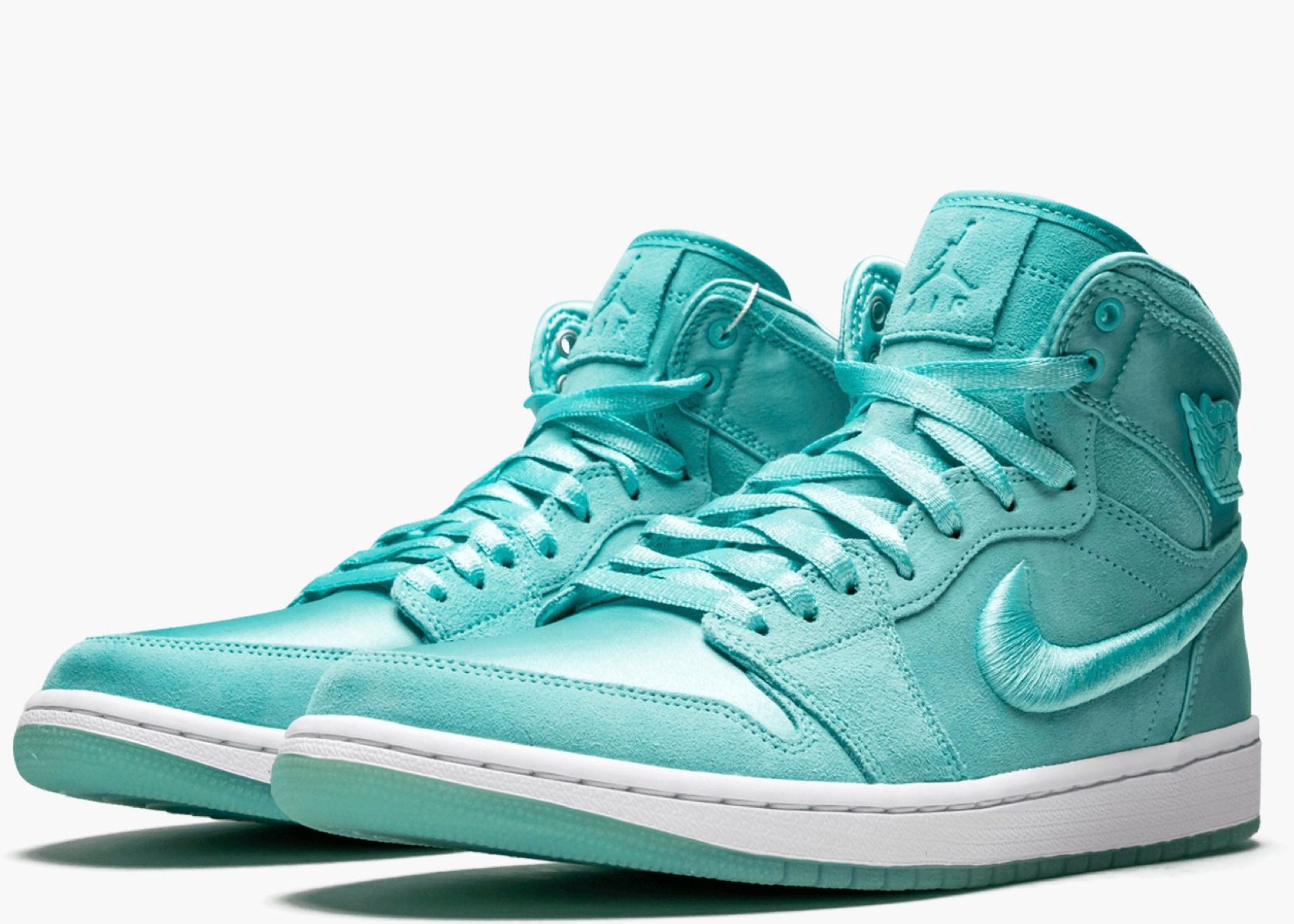 Nike Air Jordan 1 Retro High Season of Her Light Aqua (W) AO1847-440 Hype Clothinga Limited Edition