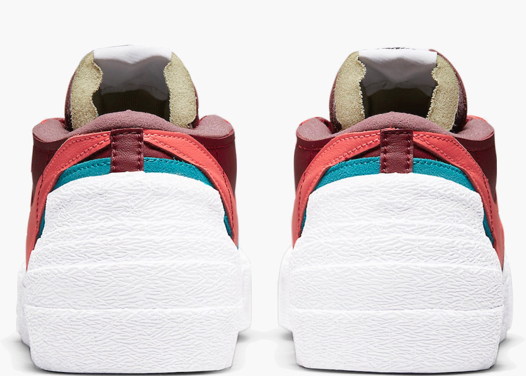 Nike Blazer Low sacai KAWS Red Hype Clothinga Limited Edition