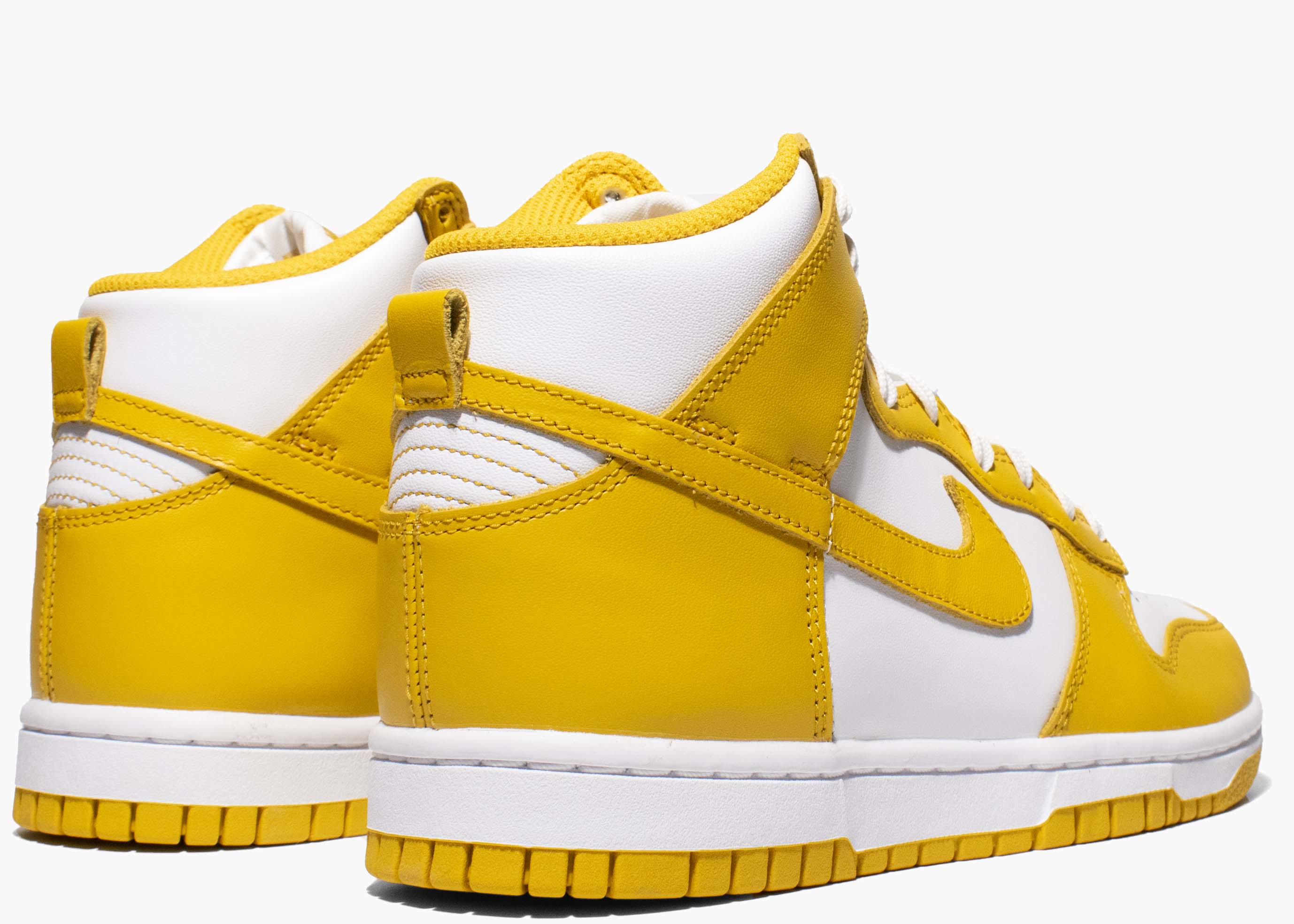 Nike Dunk High Dark Sulfur (W) 
DD1869-106 Hype Clothinga Limited Edition