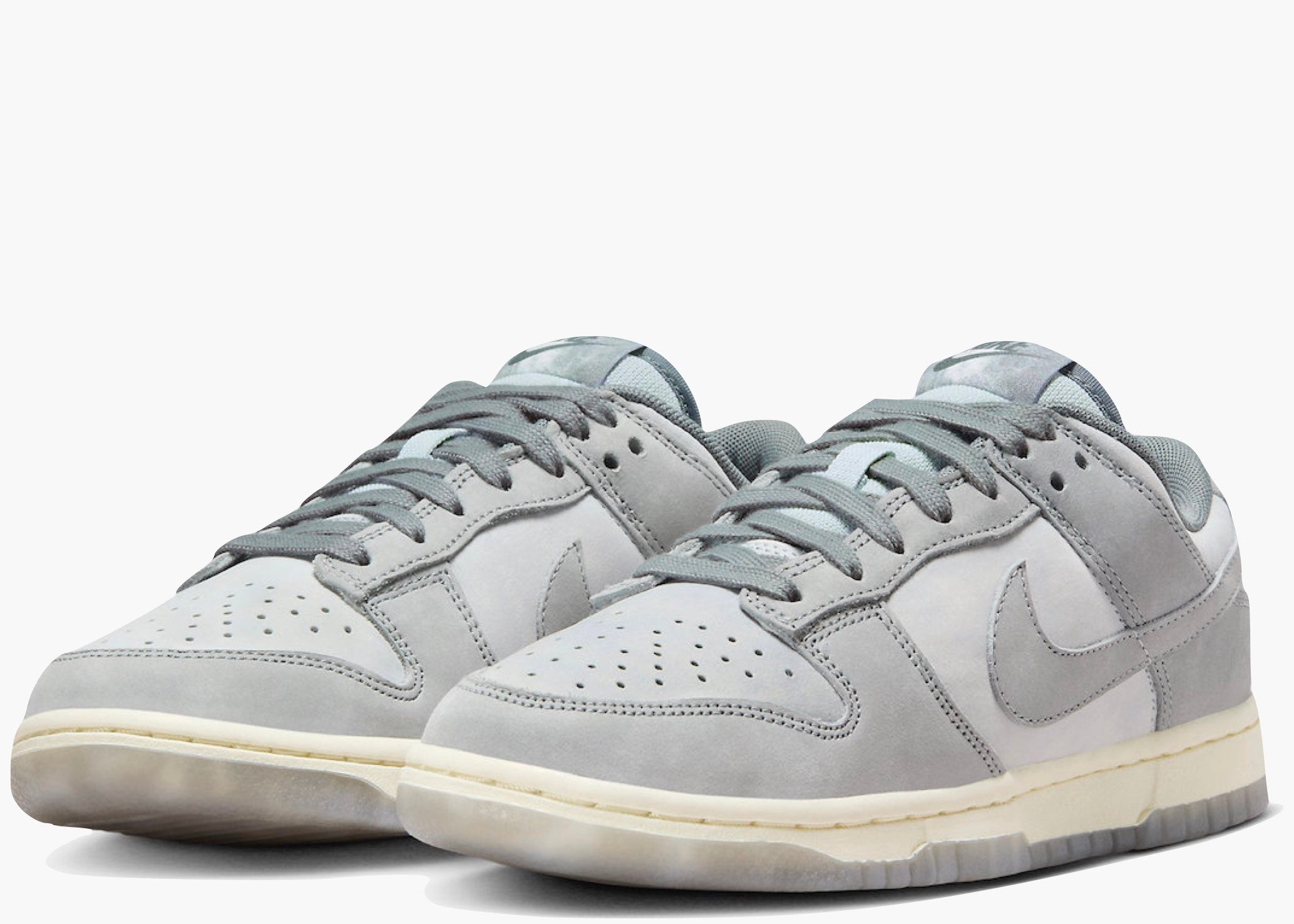 Nike Dunk Low Cool Grey Football Grey (W) FV1167-001 Hype Clothinga Limited Edition