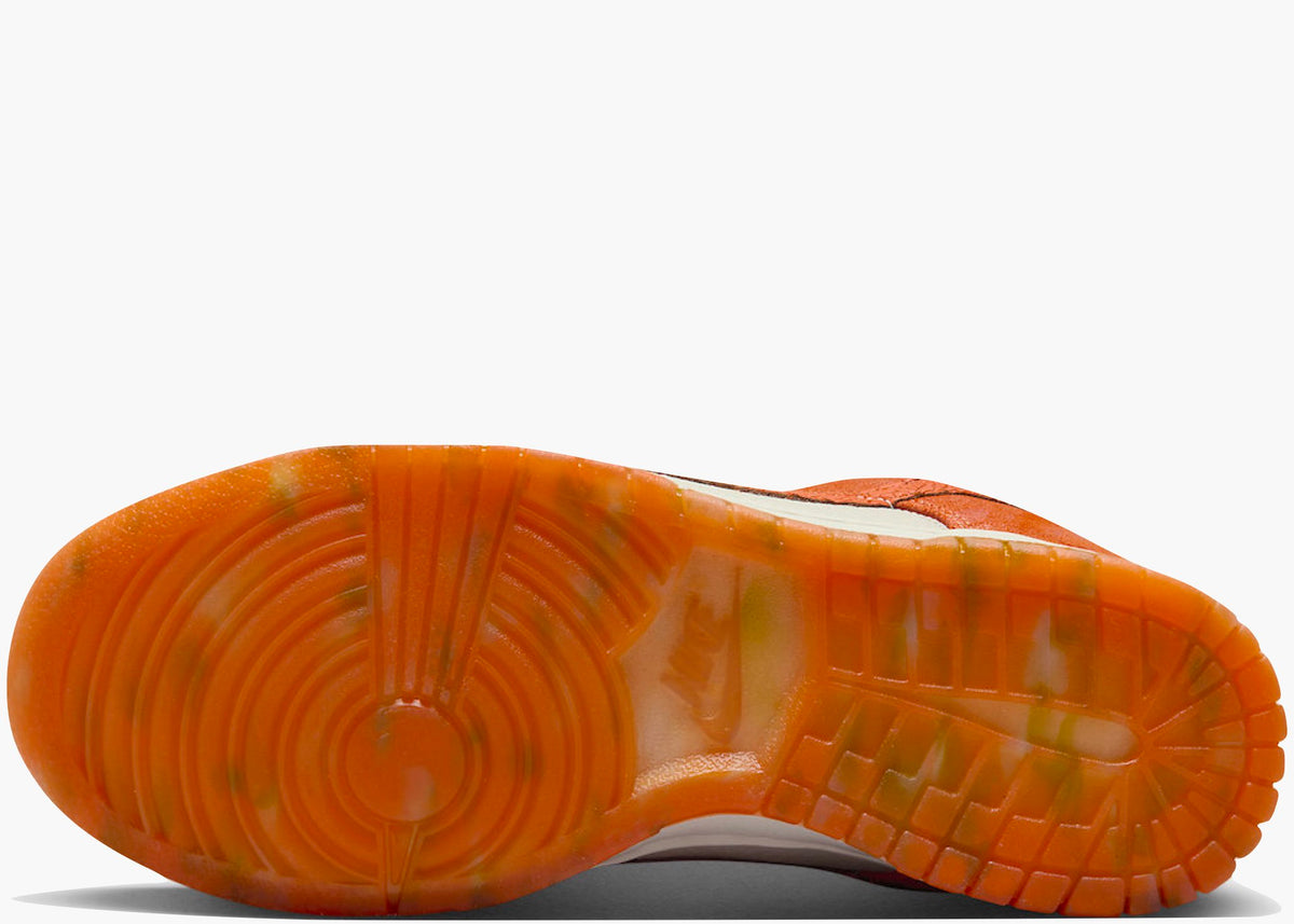 Nike Dunk Low Cracked Orange (Women's)  FN7773-001 Hype Clothinga Limited Edition