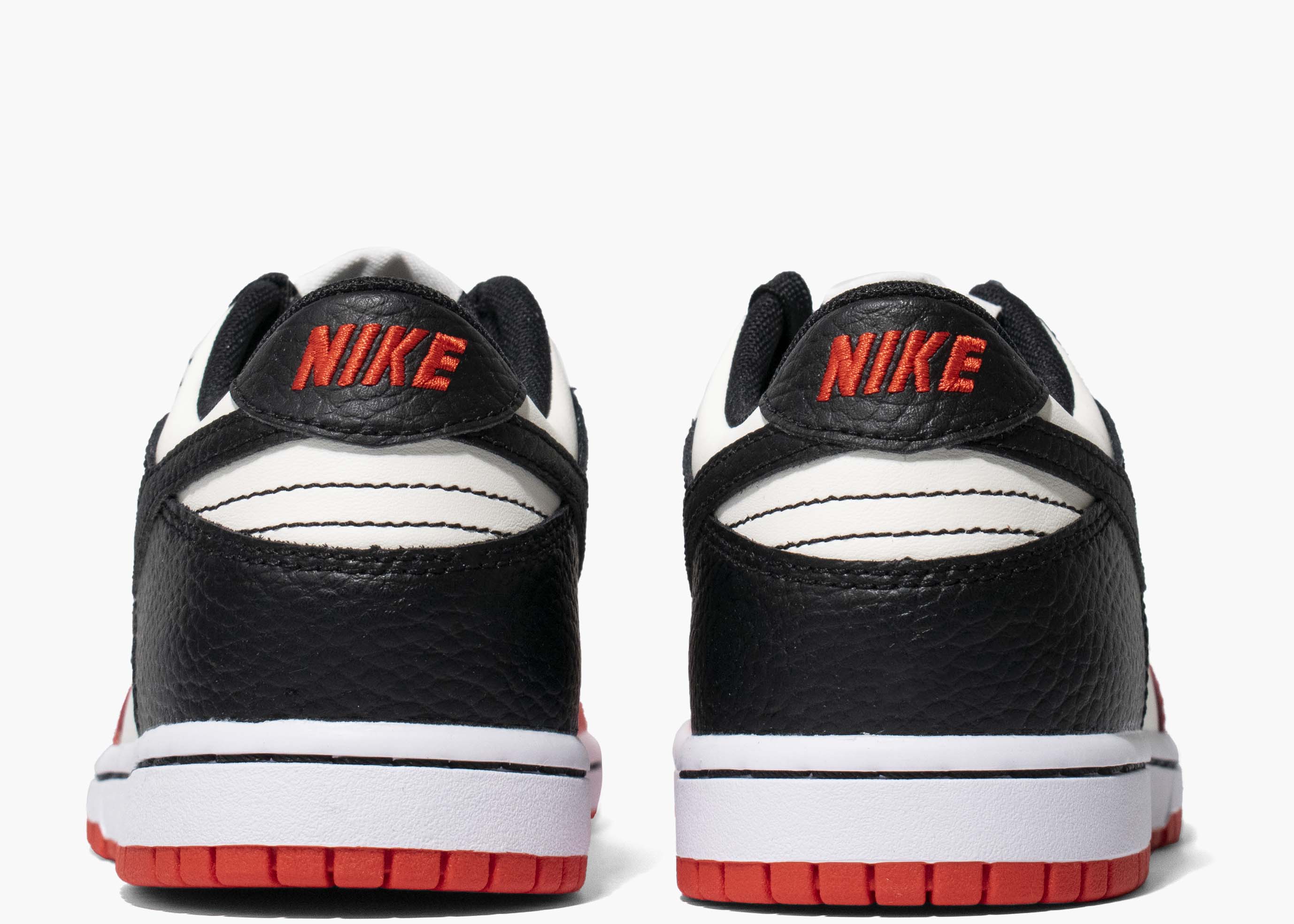 Nike Dunk Low EMB NBA 75th Anniversary Chicago (GS) DO6288-100 Hype Clothinga Limited Edition