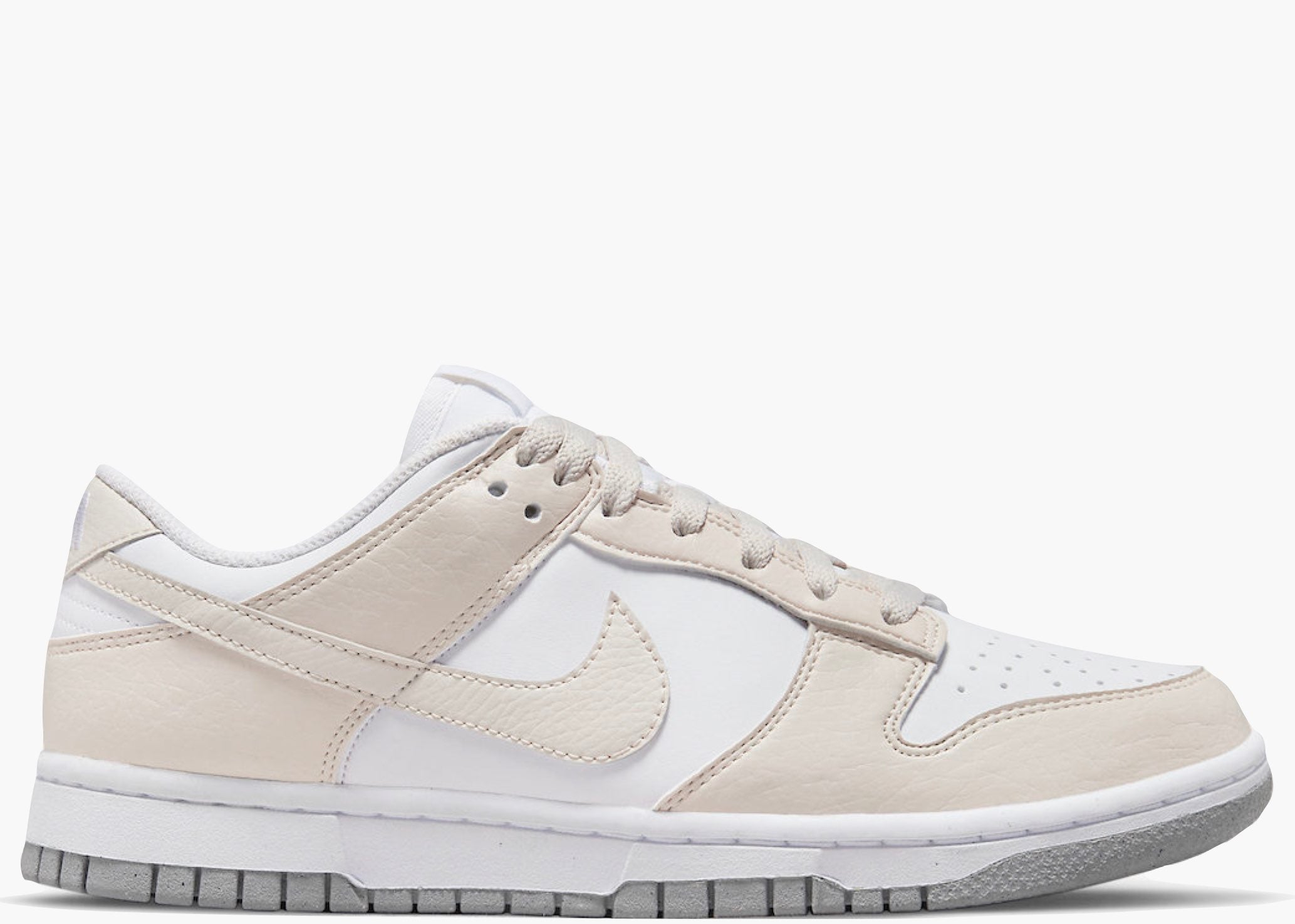 Nike Dunk Low Next Nature Blanc Marron clair Orewood (F)
