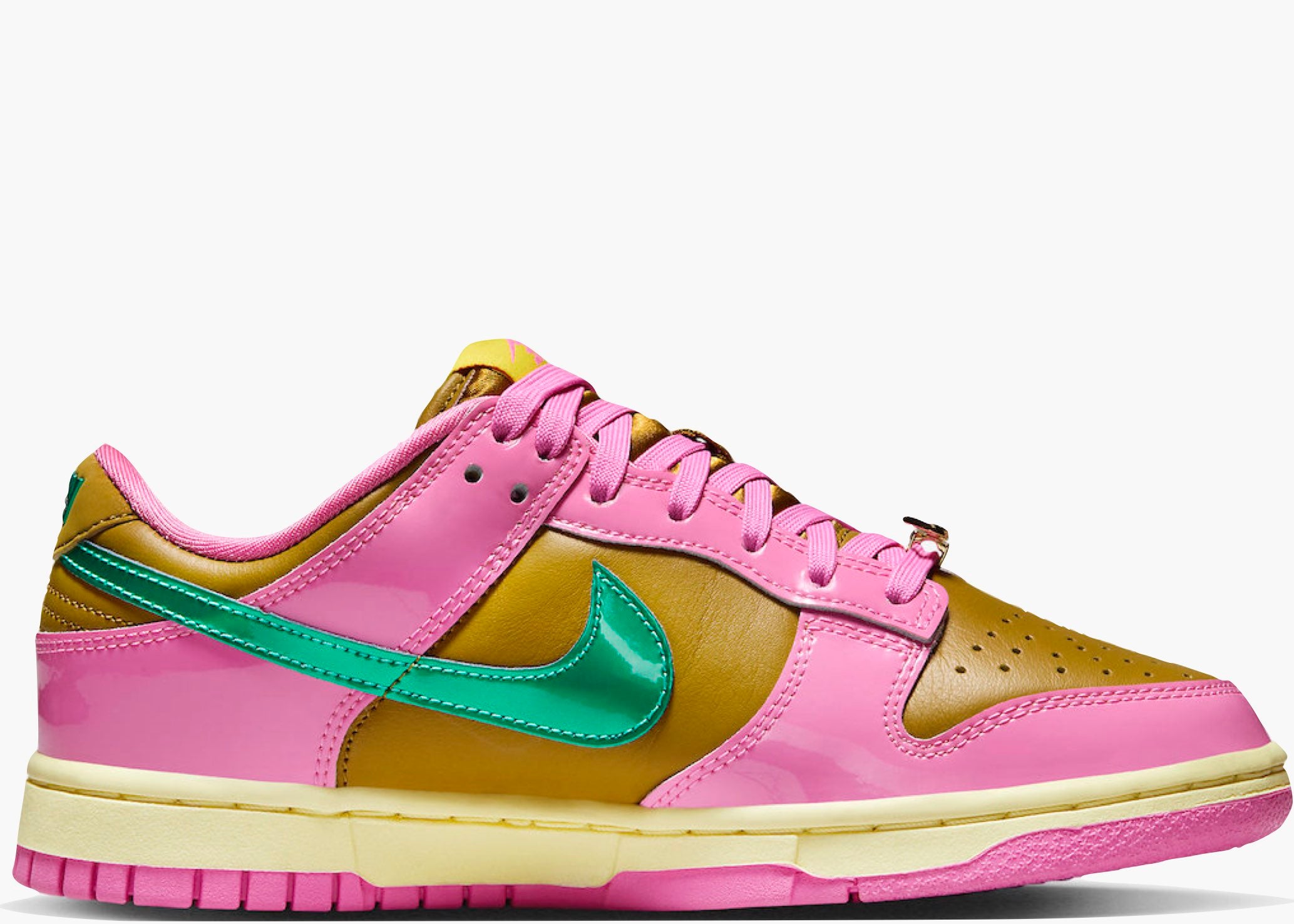 Nike Dunk Low QS
Parris Goebel (W)FN2721-600 Hype Clothinga Limited Edition