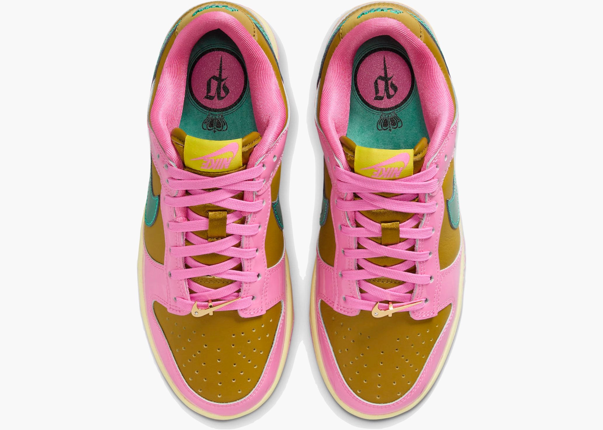 Nike Dunk Low QS
Parris Goebel (W)FN2721-600 Hype Clothinga Limited Edition