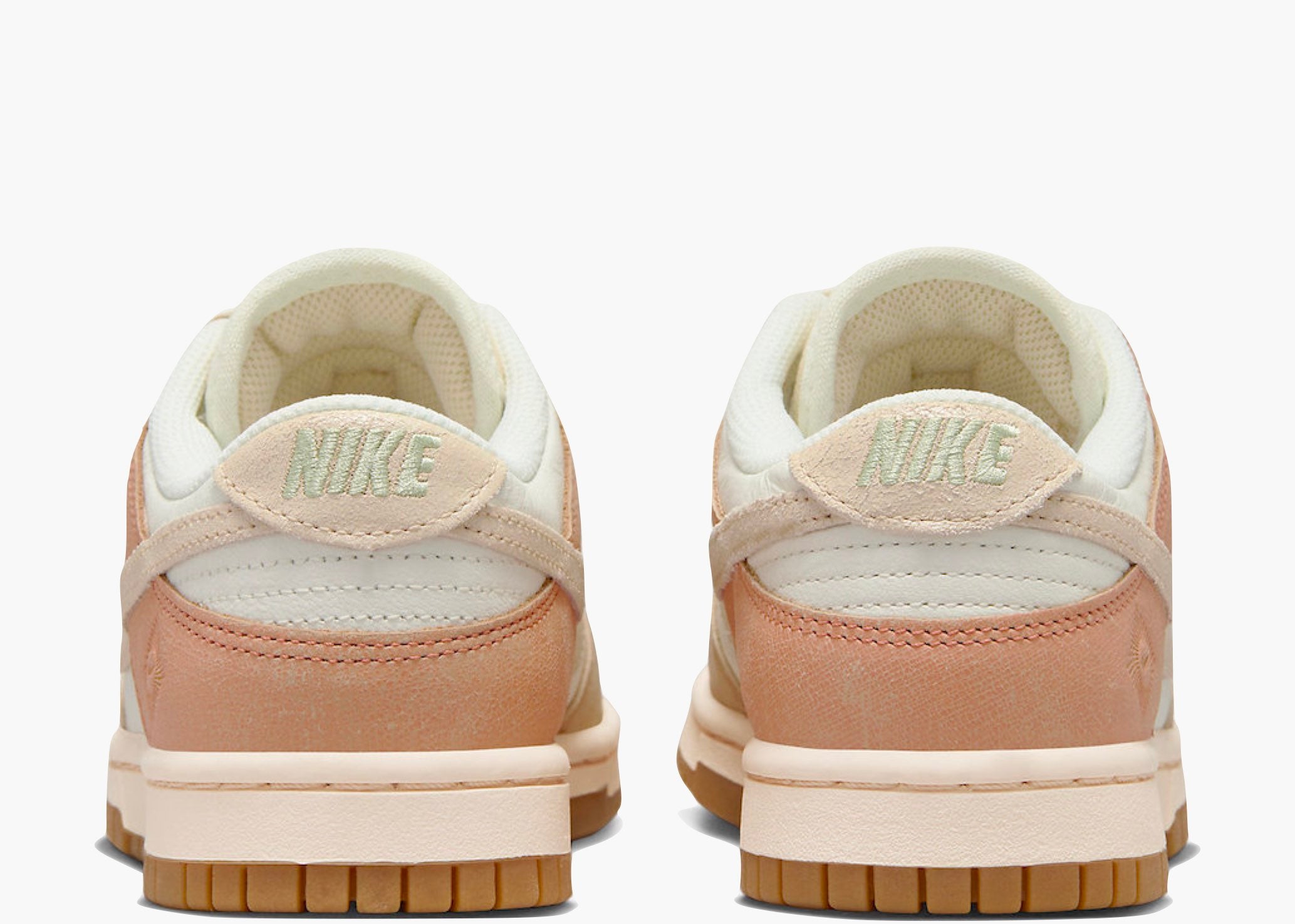 Nike Dunk Low SE Australia (Women's)  FN7645-133 Hype Clothinga Limited Edition