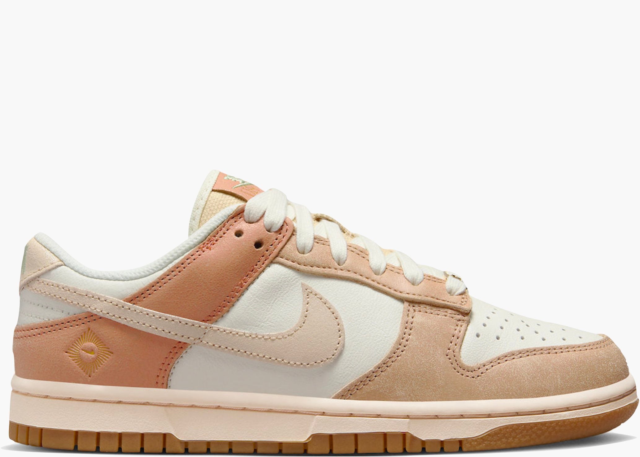 Nike Dunk Low SE Australia (Women's)  FN7645-133 Hype Clothinga Limited Edition