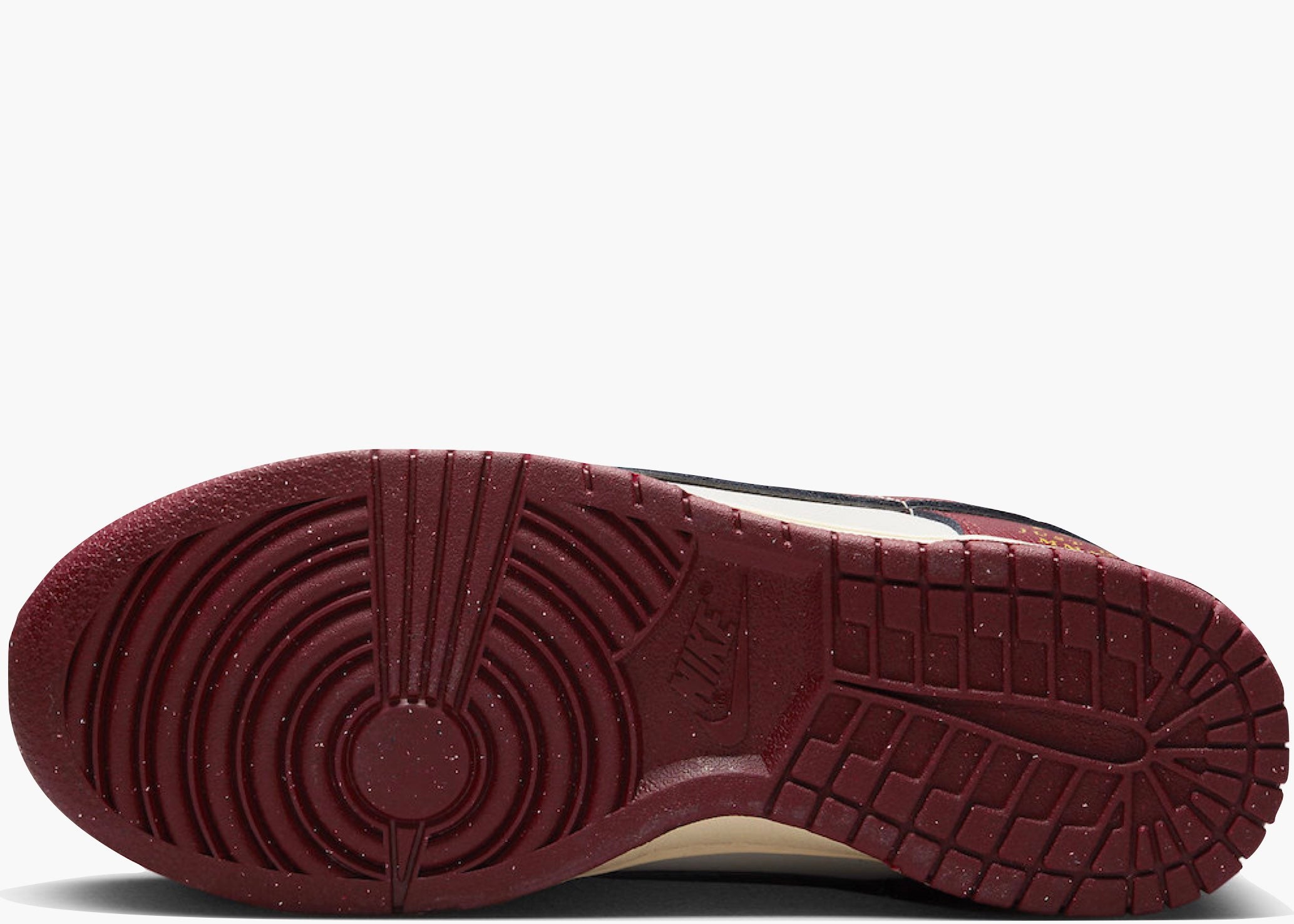  Nike Dunk Low SE Just Do It Sail Team Red (W) Hype Clothinga Limited Edition