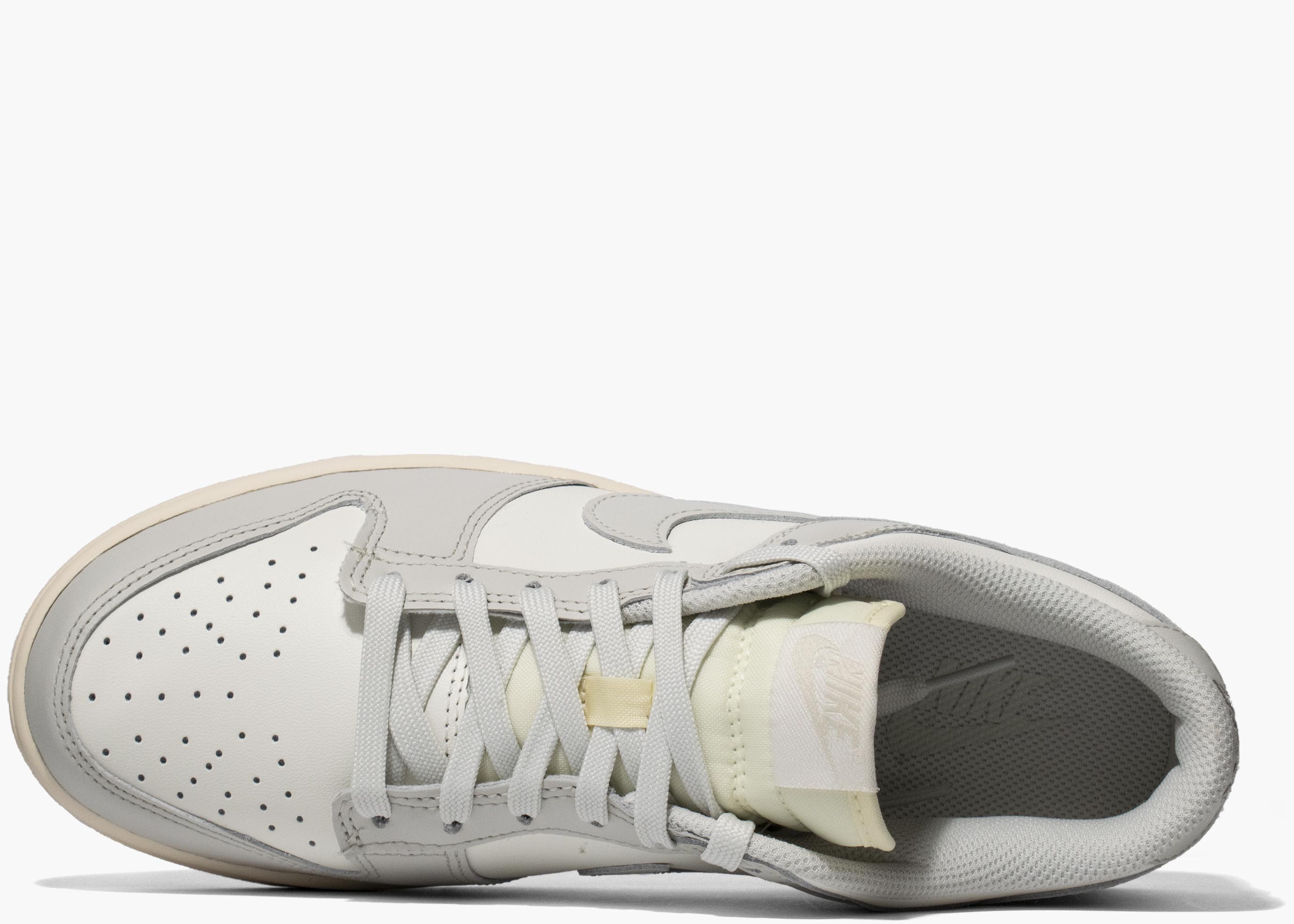 Nike Dunk Low Sail Light Bone (W) DD1503-107 Hype Clothinga Limited Edition