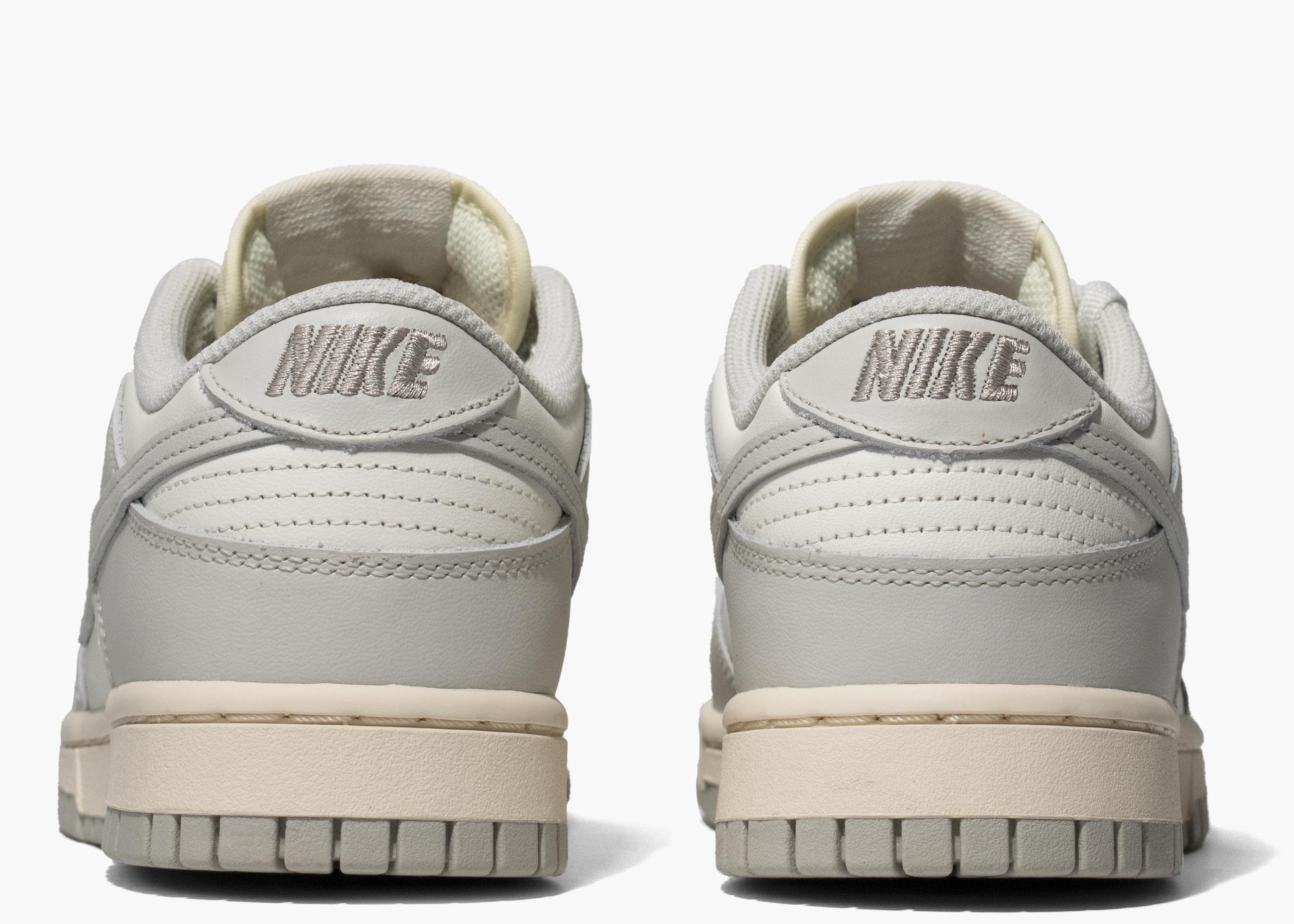 Nike Dunk Low Sail Light Bone (W) DD1503-107 Hype Clothinga Limited Edition