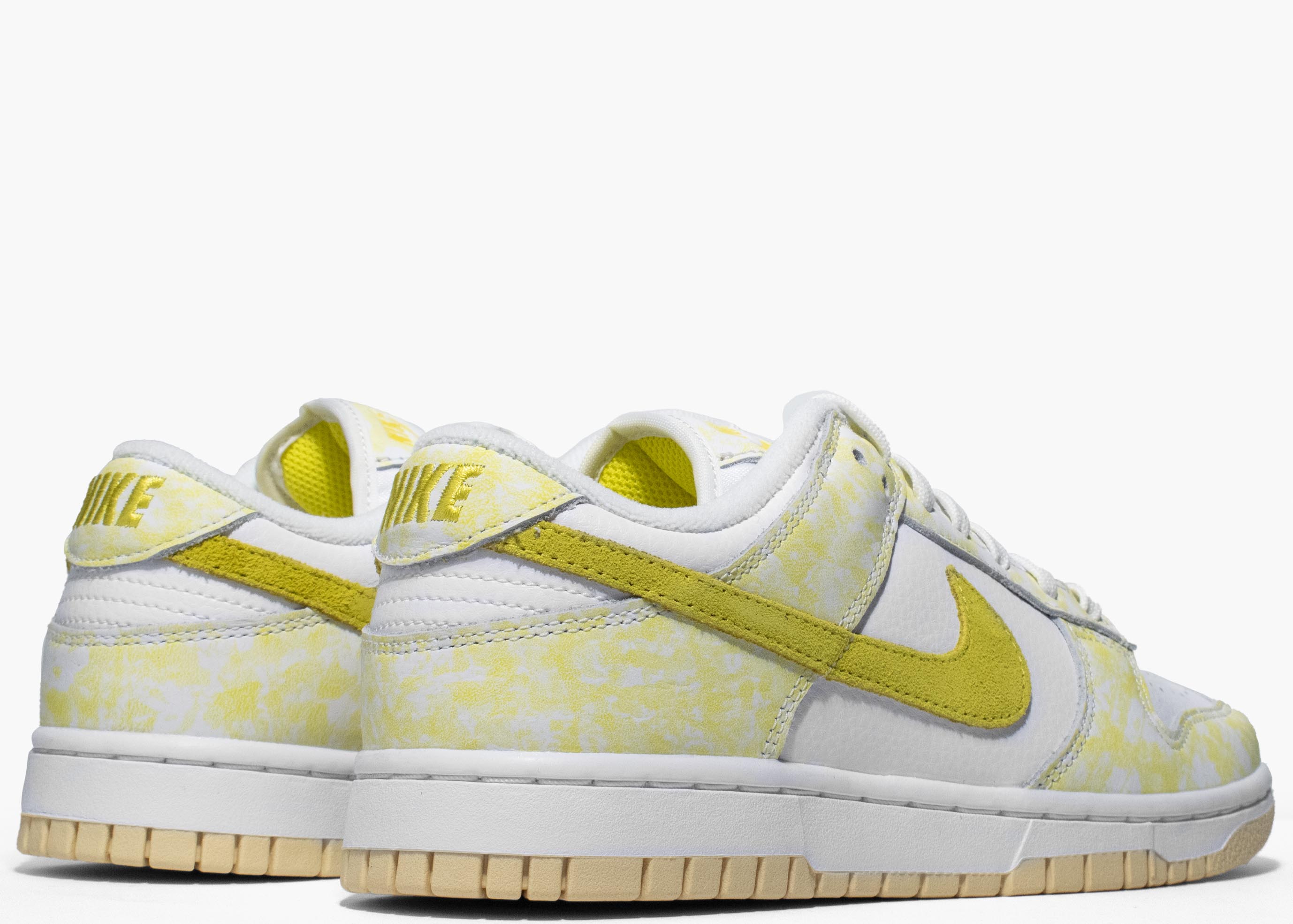 Nike Dunk Low Strike Yellow (W) Hype Clothinga Limited Edition