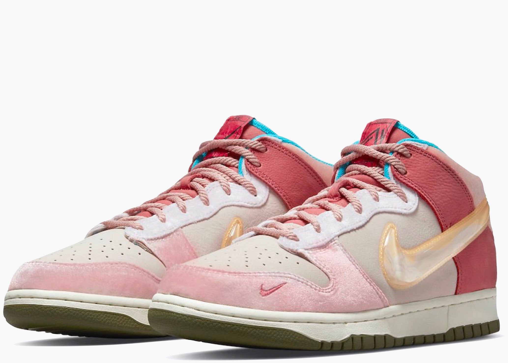 Nike Dunk Mid Social Status Free Lunch Strawberry Milk DJ1173-600 Hype Clothinga