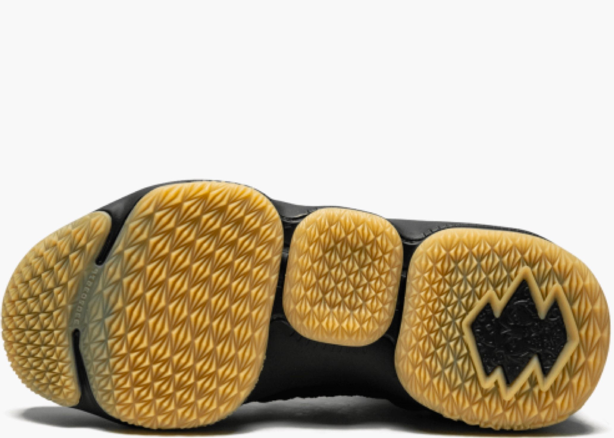 Nike Lebron 15 Black Gum (gs) 922811-001 Hype Clothinga