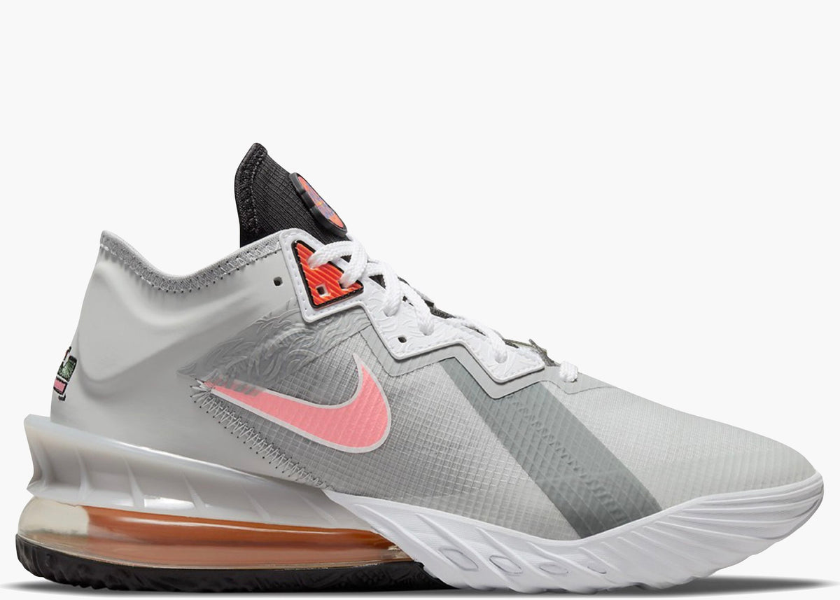 Nike Lebron 18 Low Bugs vs Marvin Space Jam
