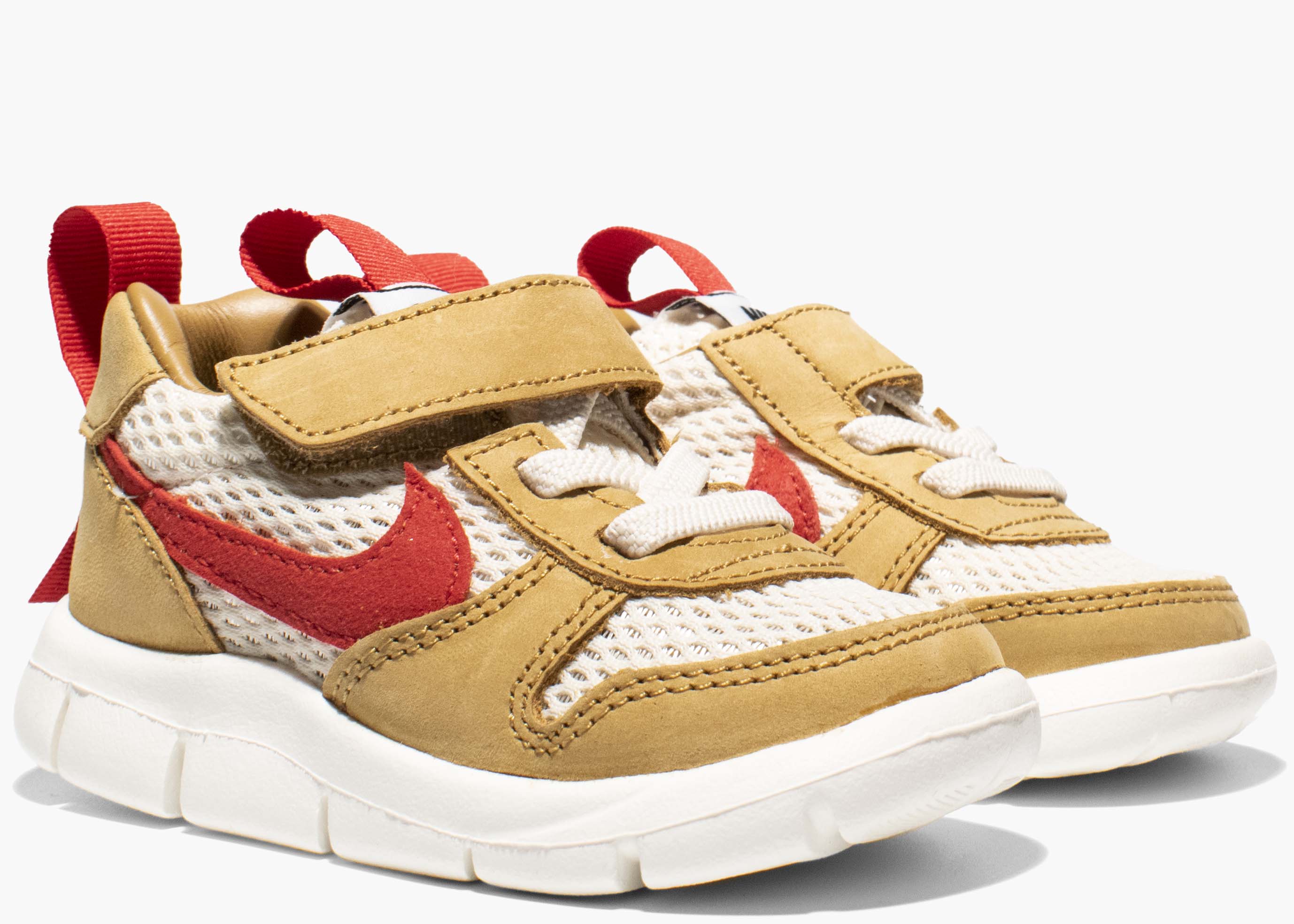 Nike Mars Yard Tom Sachs (TD) BV1036-100 Hype Clothinga Limited Edition