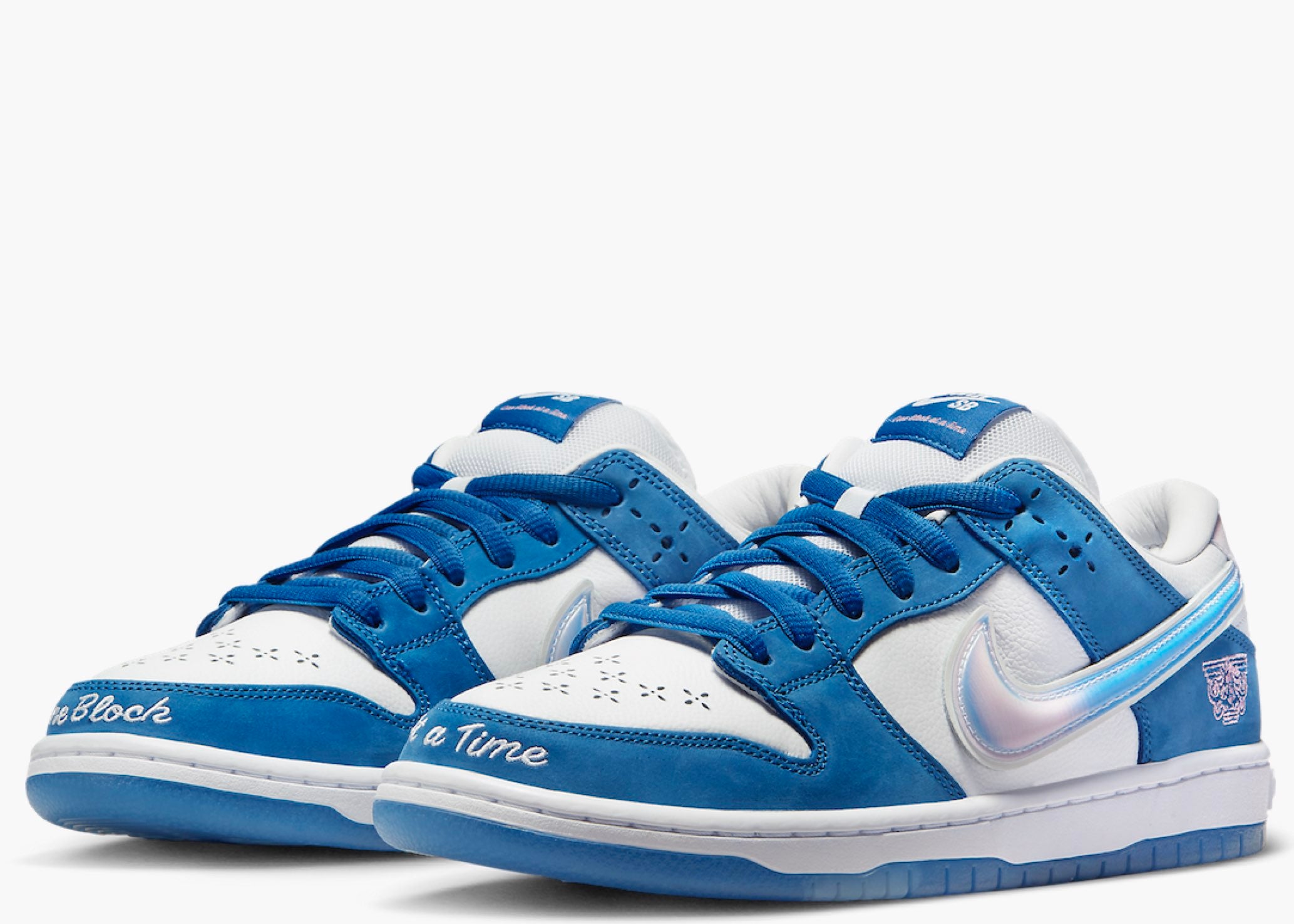 ‎Nike SB Dunk Low Born X Raised One Block At A Time FN7819-400 Hype Clothinga Limited Edition