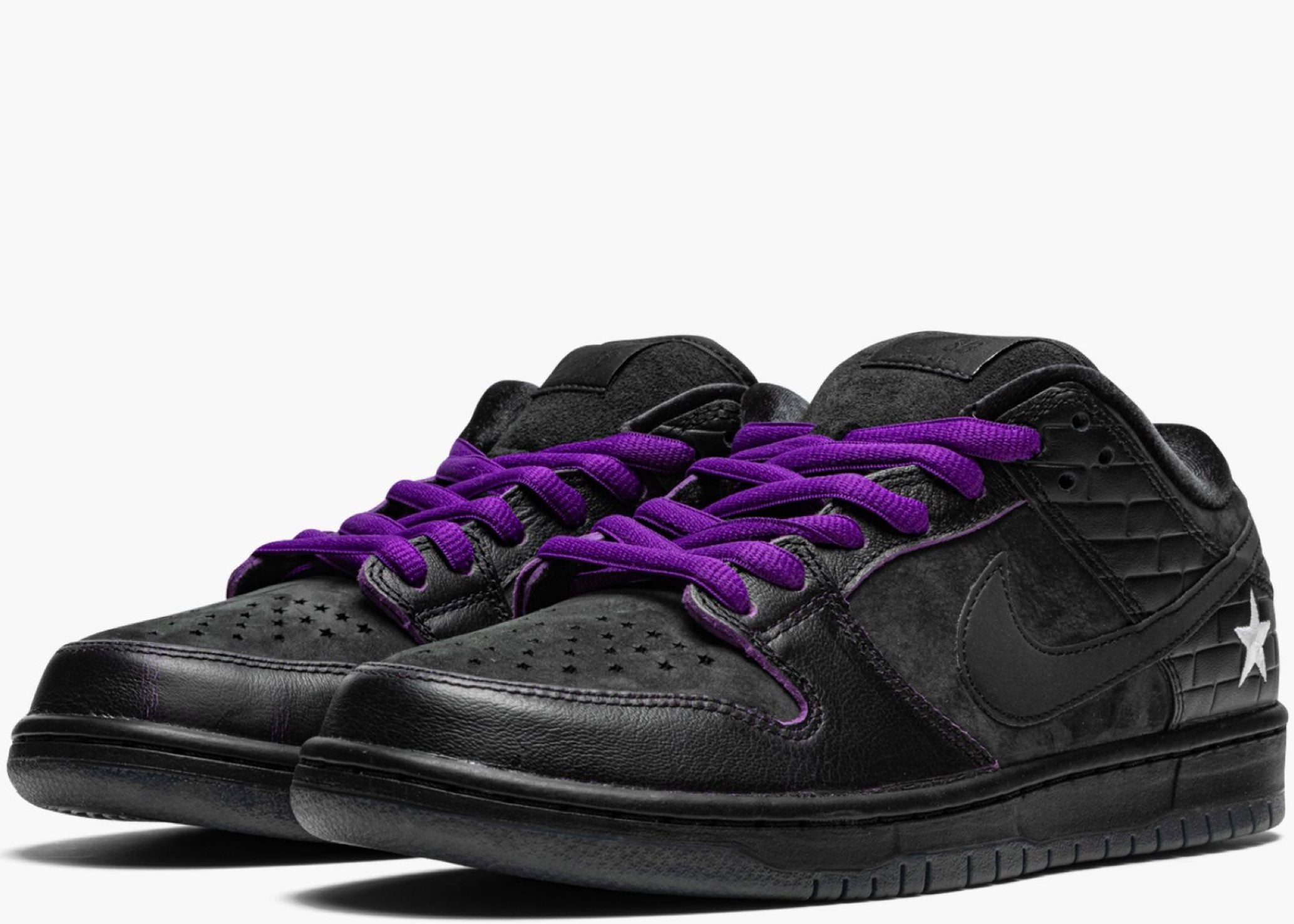 Nike SB Dunk Low Familia First Avenue Hype Clothinga Limited Edition