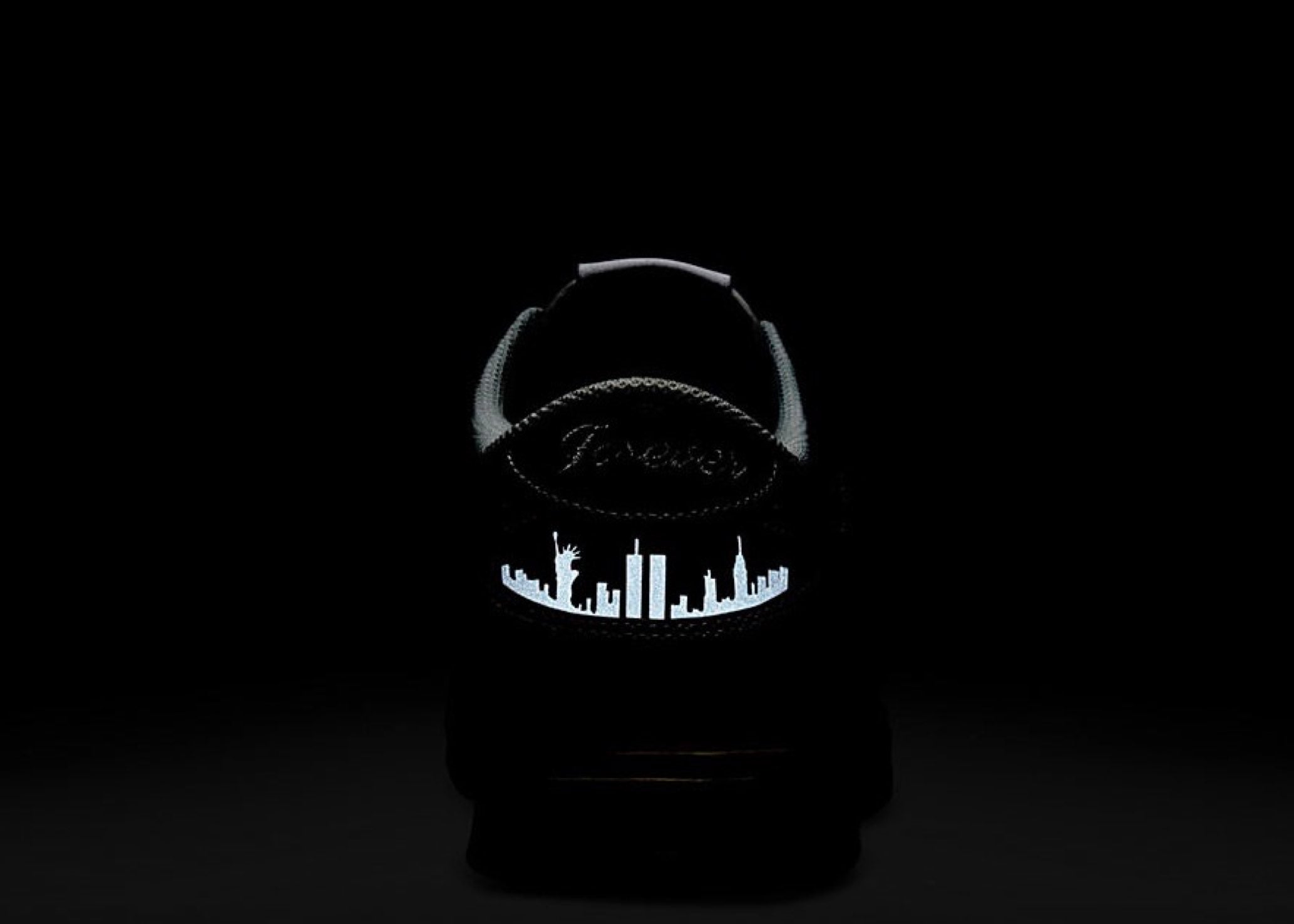 Nike SB Dunk Low HUF New York City FD8775-100 Hype Clothinga Limited Edition