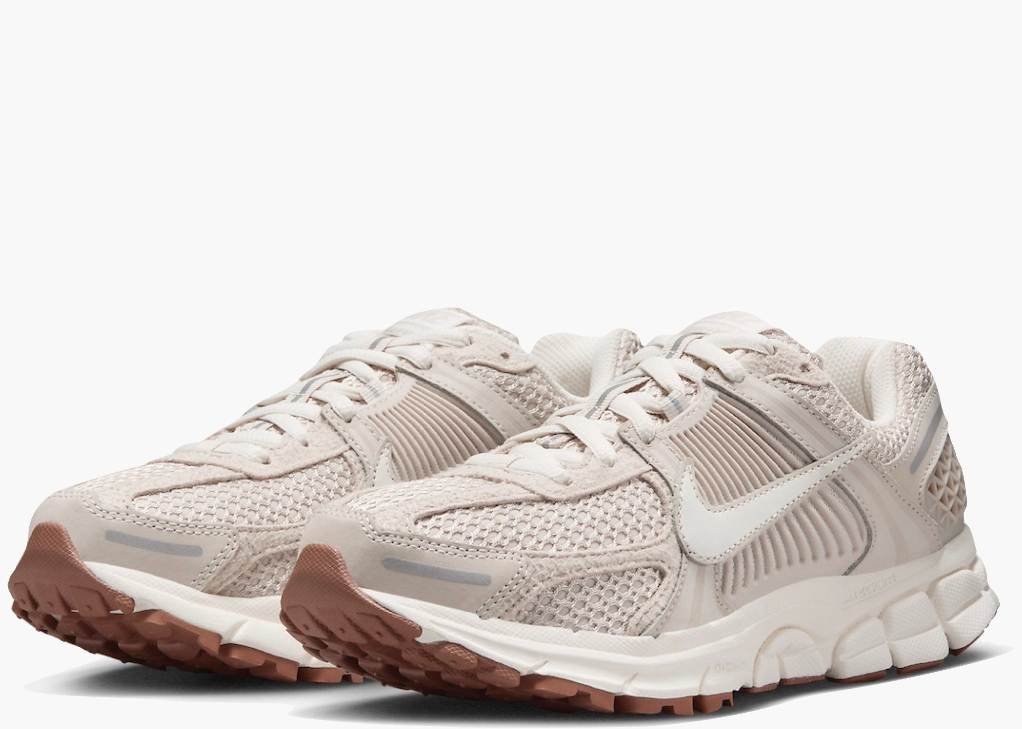 Nike Zoom Vomero 5 Light Orewood Brown (W) FZ3780-101 Hype Clothinga Limited Edition