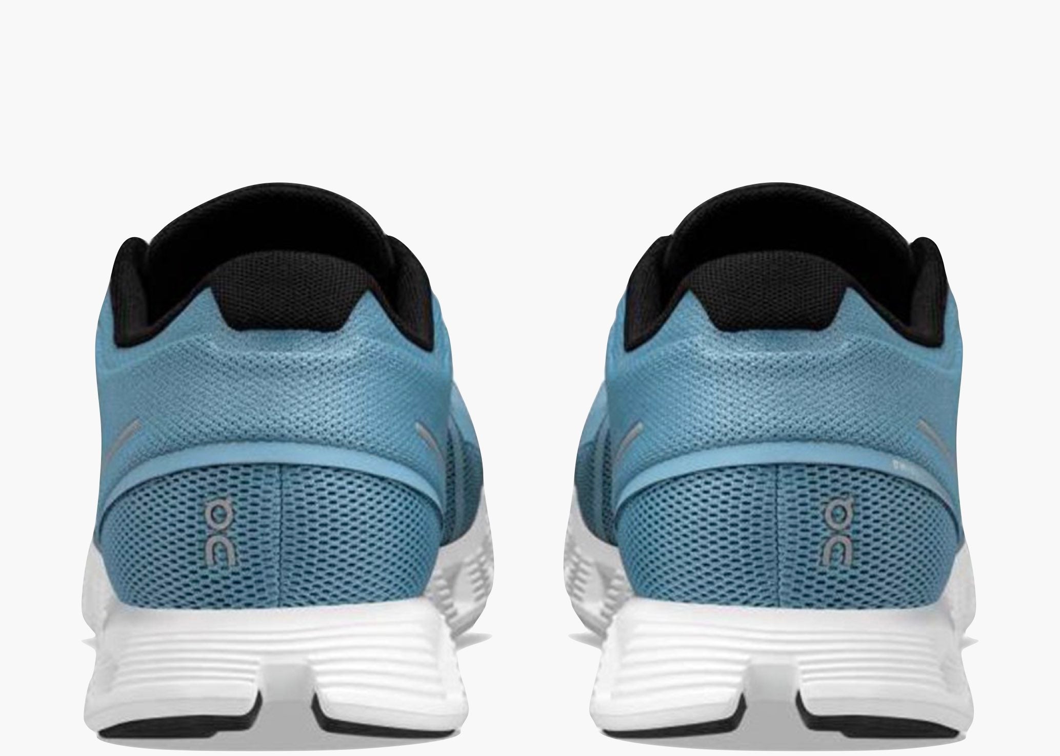 On Running Cloud 5 Niagara Blue Black  59.98915 Hype Clothinga Limited Edition