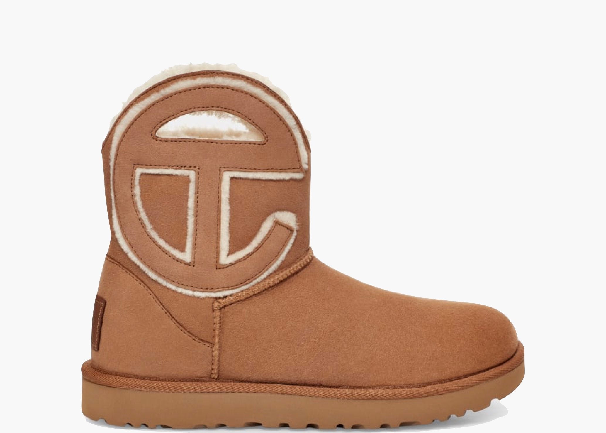 UGG x Telfar Logo Mini
Chestnut 1122991-CHE Hype Clothinga Limited Edition