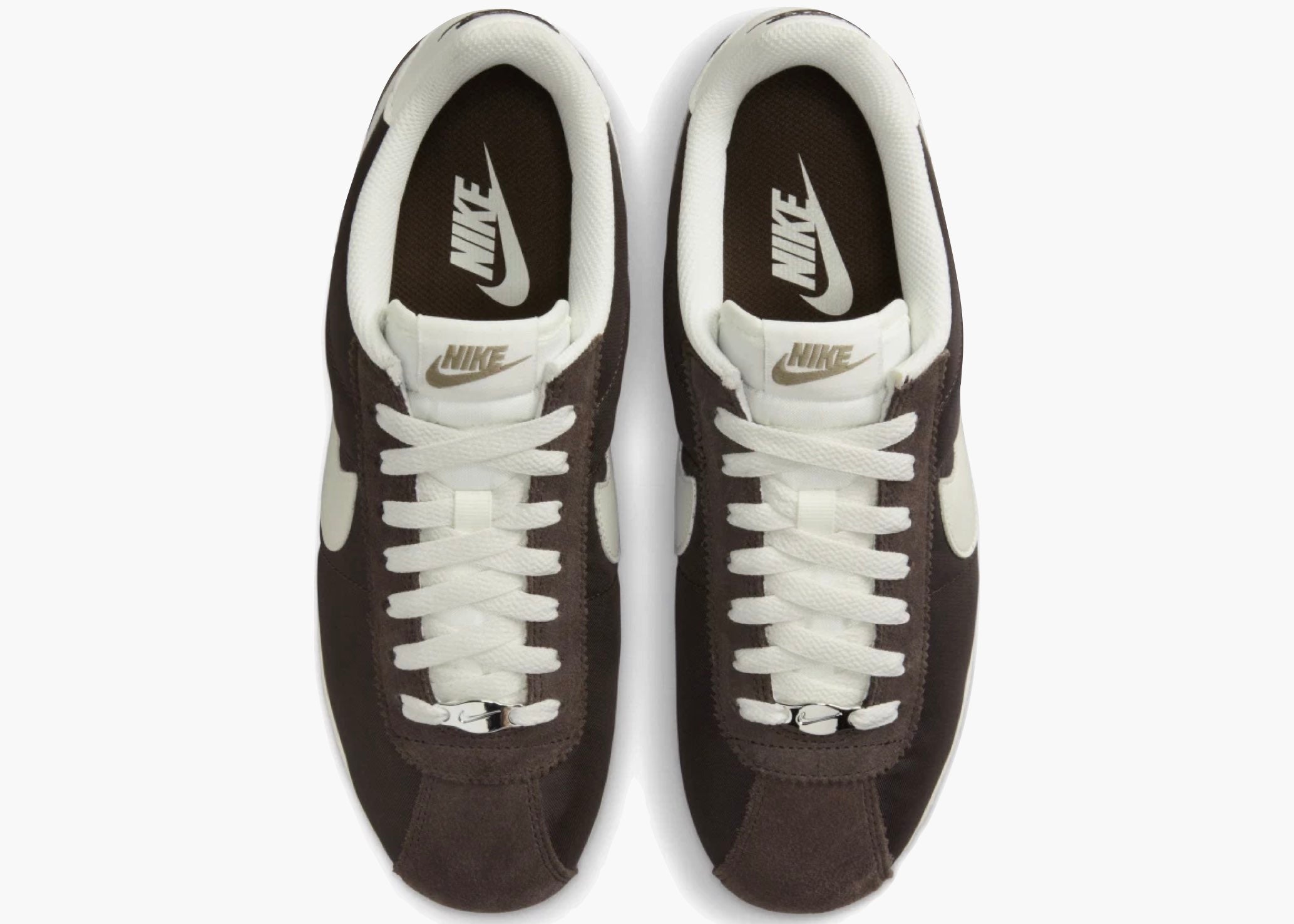 Nike Cortez Baroque Brown (W)
DZ2795-200 Hype clothinga limited edition